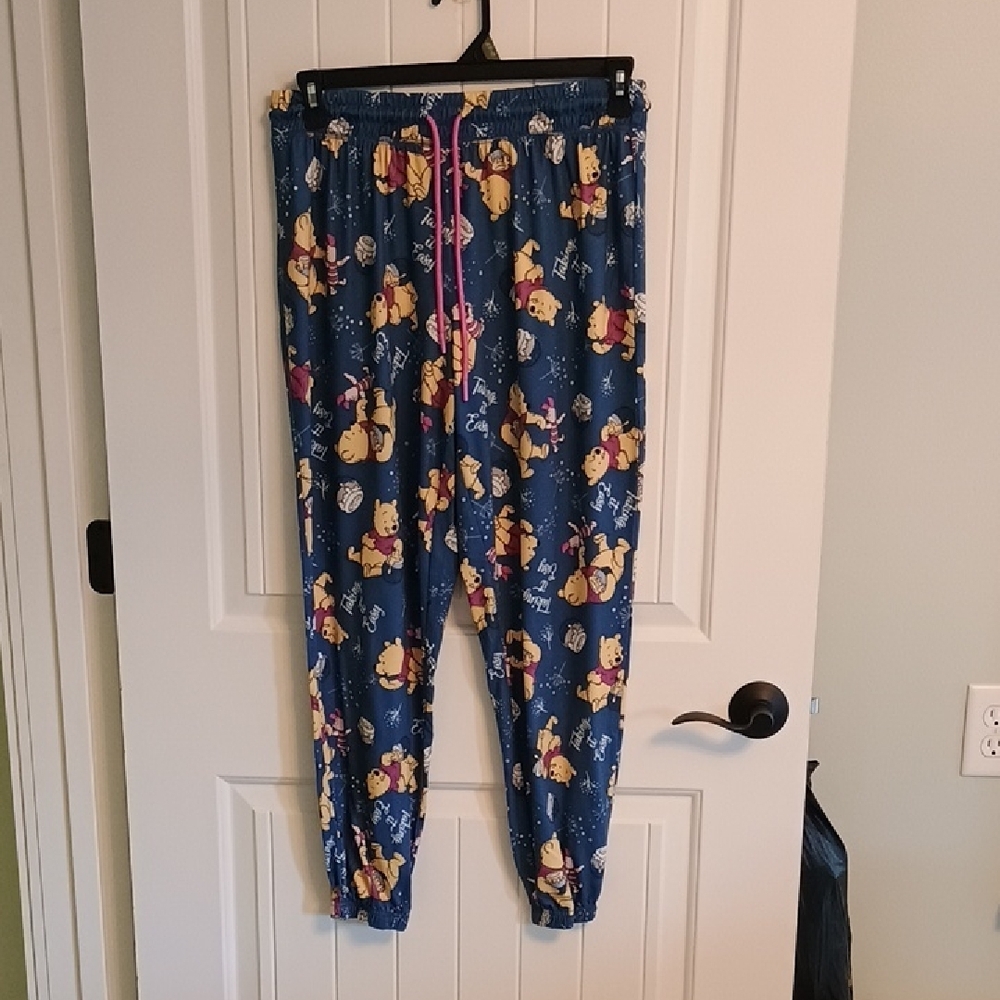 PRICE DROP!!!Woman's L Winnie The Pooh And Piglet Jogger with Elastic Waistband